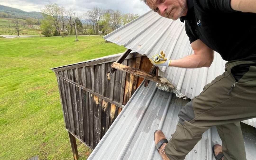 Why You Should Avoid Letting a Roofer Waive Your Deductible