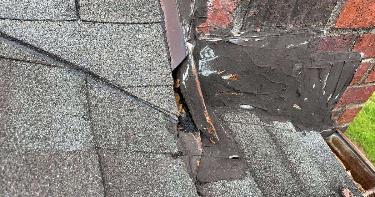 Roof Valley - What Issues Look Like Roof Valley - What-Issues Look Like